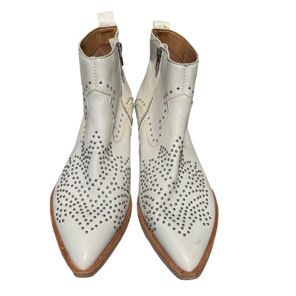 Dolce Vita white studded western cowboy boots - Picture 4 of 10